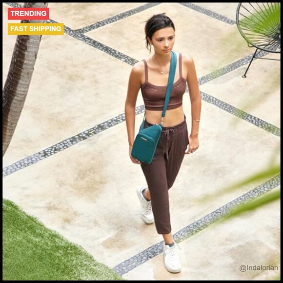 Compact Crossbody Bag Anti-Theft Secure Travel Commuting Lightweight Versatile - Picture 2 of 6